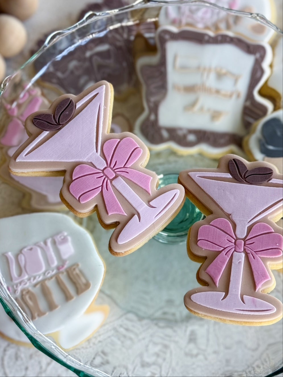 Espresso Martini Raised Cookie Stamp/Fondant Debosser & Cutter