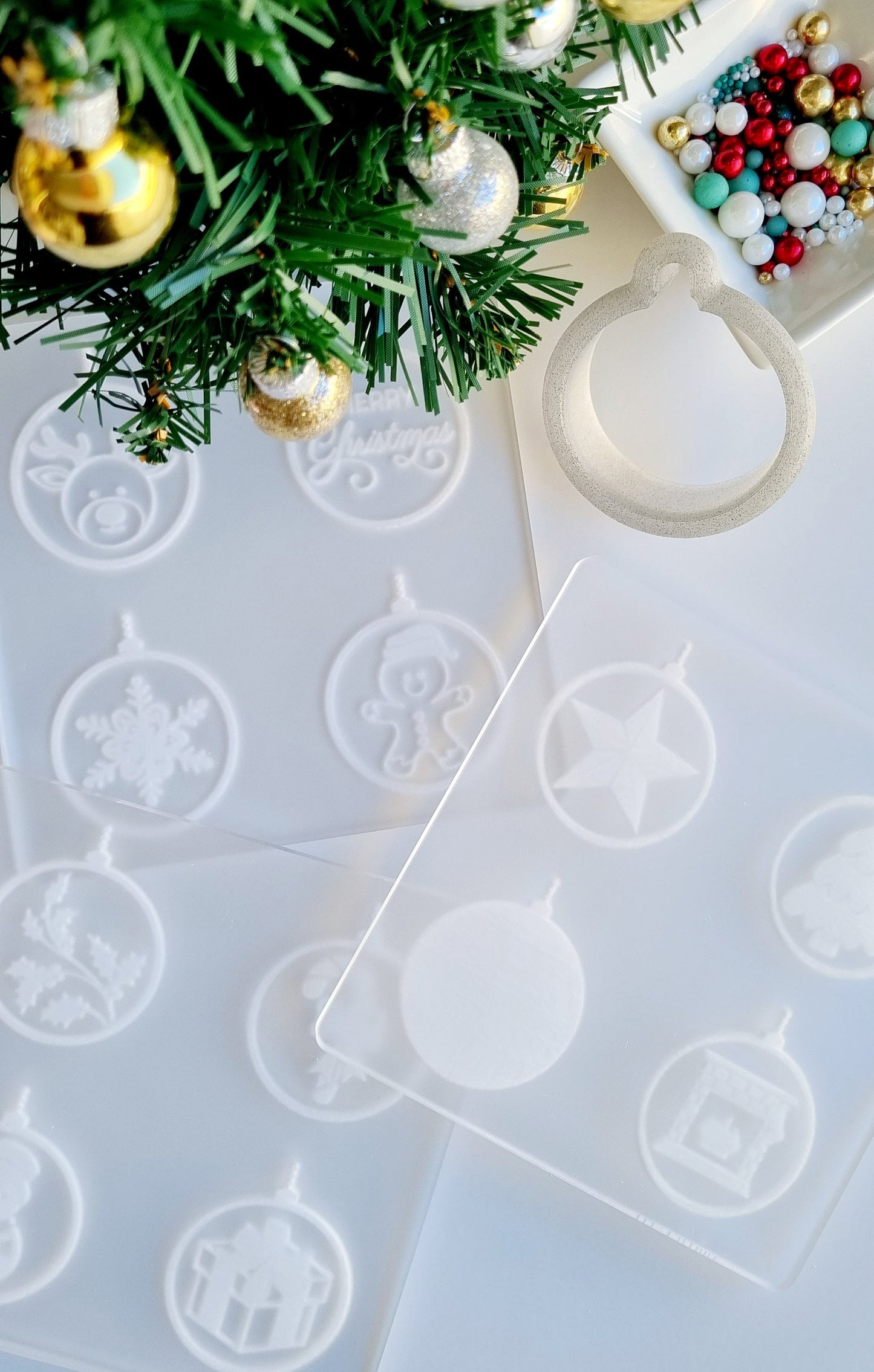 pattern cookie stamp cookie cutter fondant Perth Australia custom stampandimpress stamp & impress bauble tree candy cane santa sack merry christmas stocking wreath gingerbread man reindeer fireplace snowflake present holly star snowman