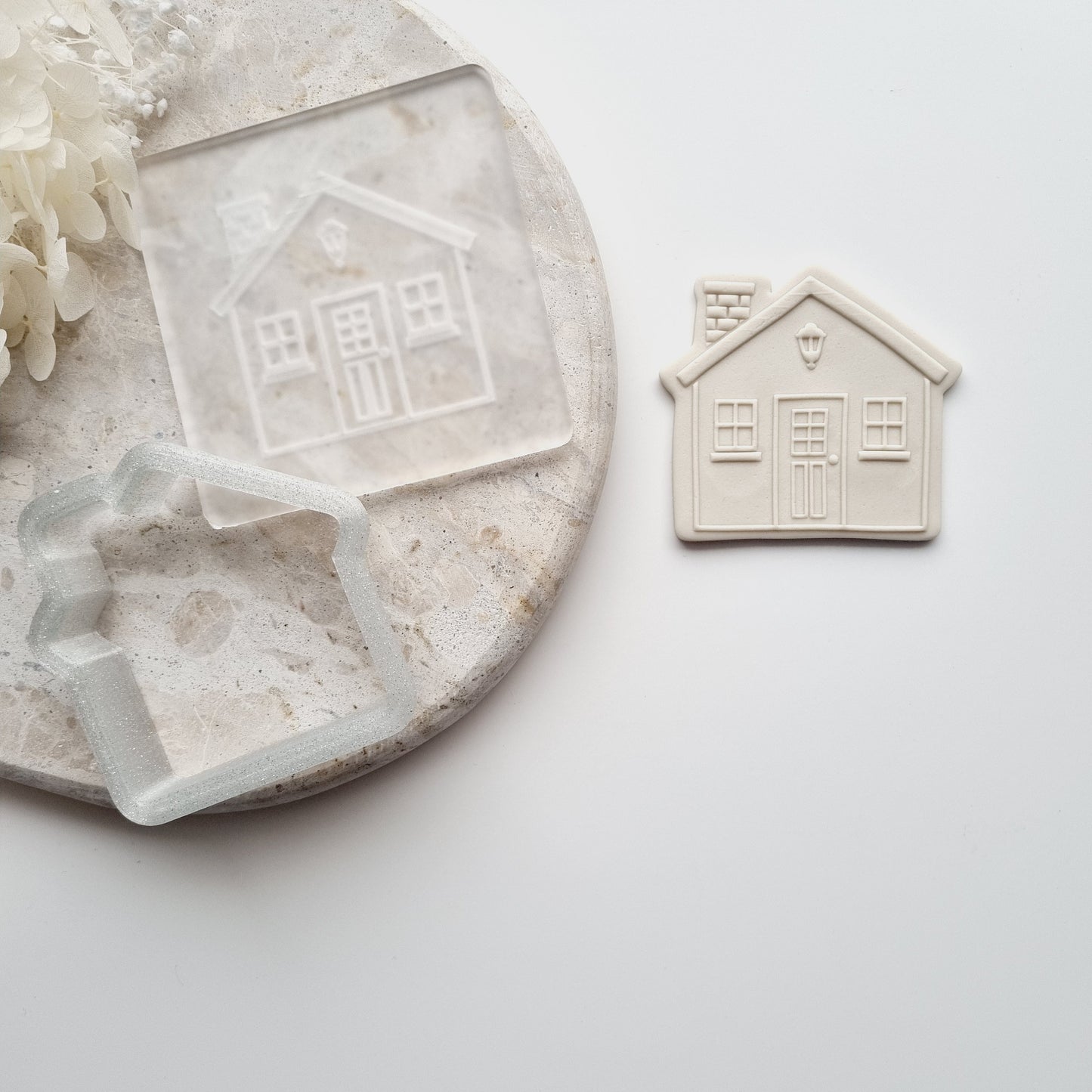 chandelier housewarming welcome mat light home sweet home house stand mixer kenwood thermomix key with bow sold sign cookie stamp cookie cutter fondant debosser embosser stampandimpress