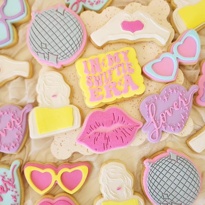 Heart Sunglasses Raised Cookie Stamp/Fondant Debosser & Cutter