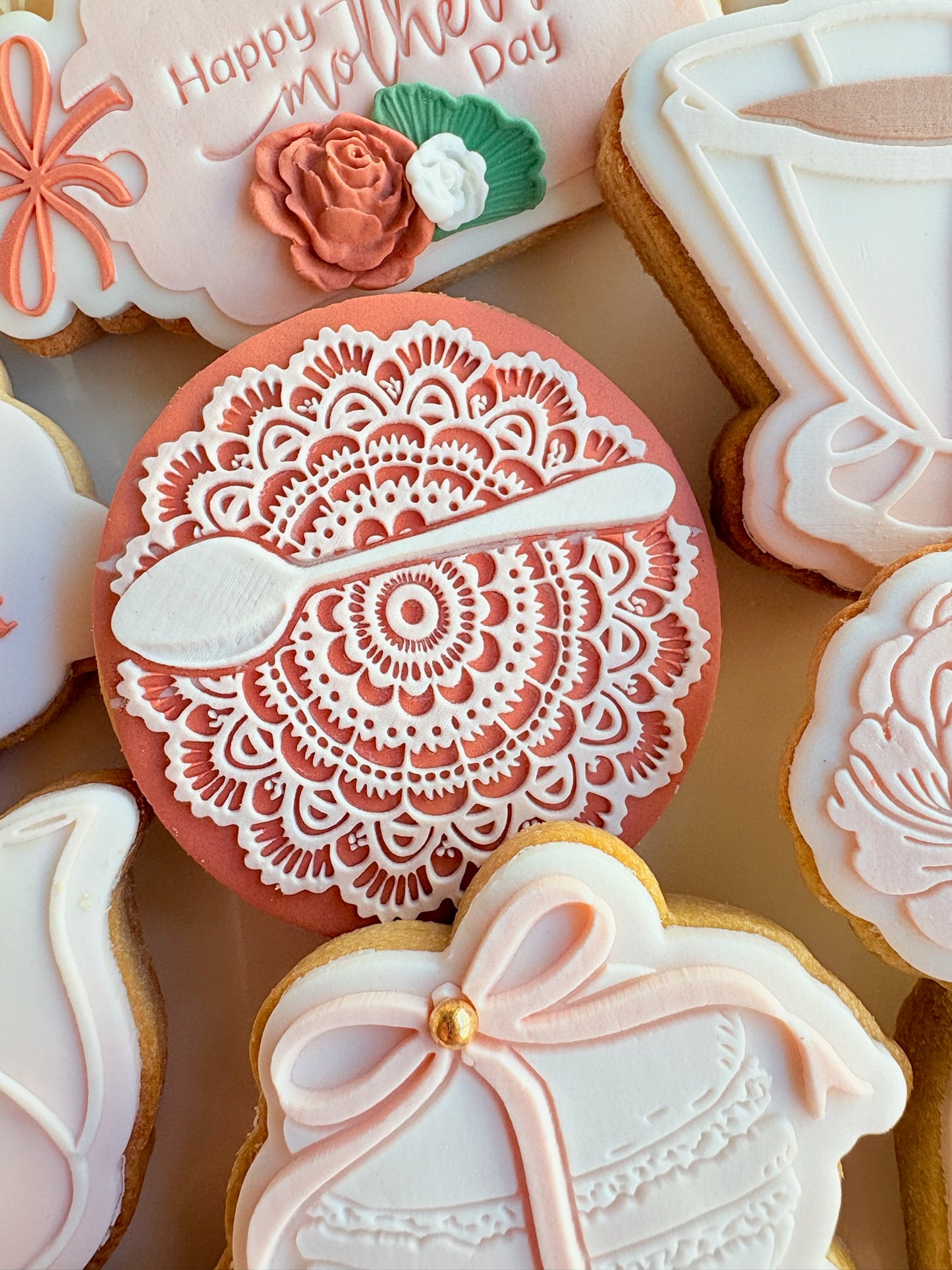 Doily with Teaspoon Raised Cookie Stamp/Fondant Debosser