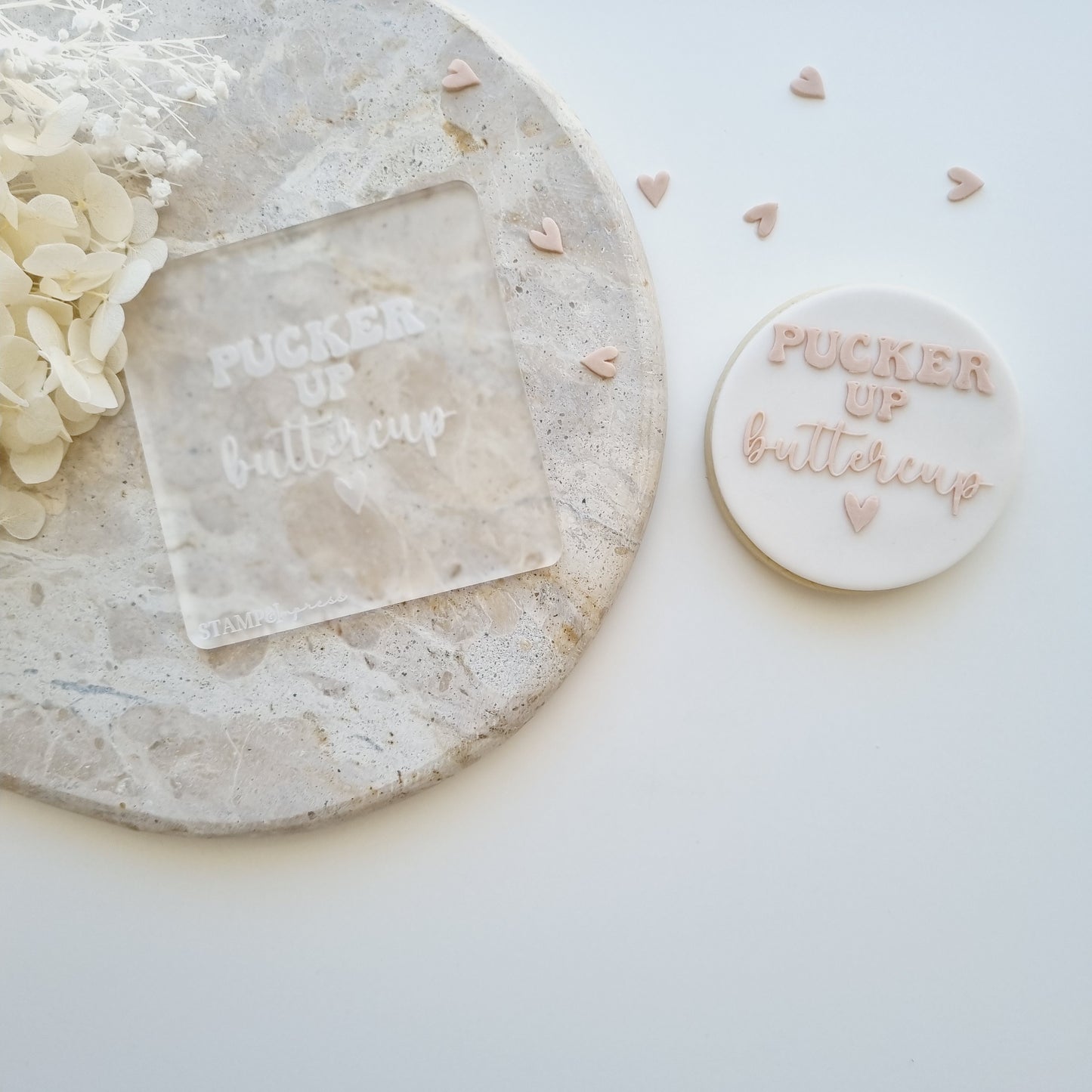 pucker up buttercup kissing booth lips valentines day cookie stamp cookie cutter stampandimpress