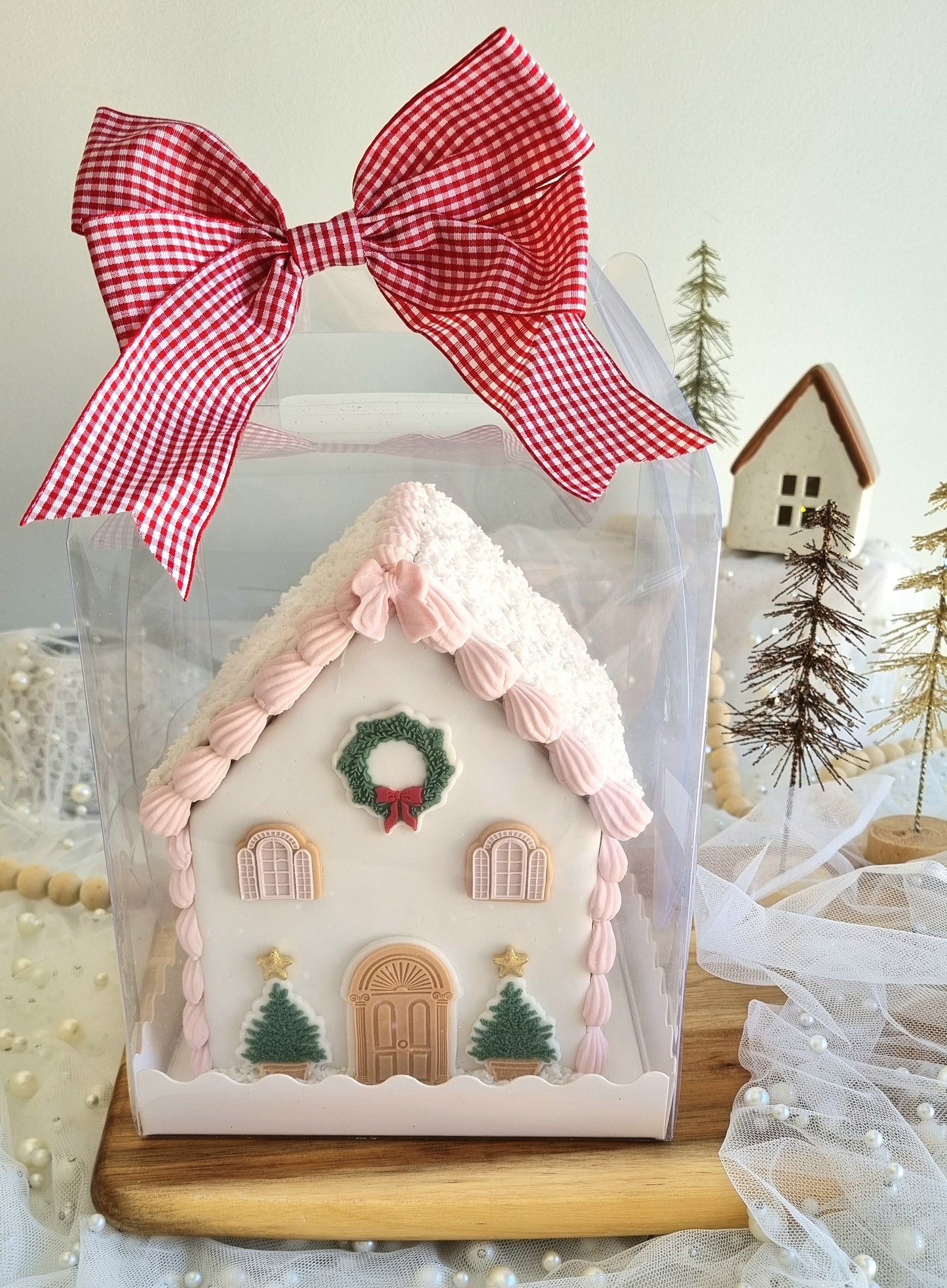 gingerbread house carry box display box cookie cutters