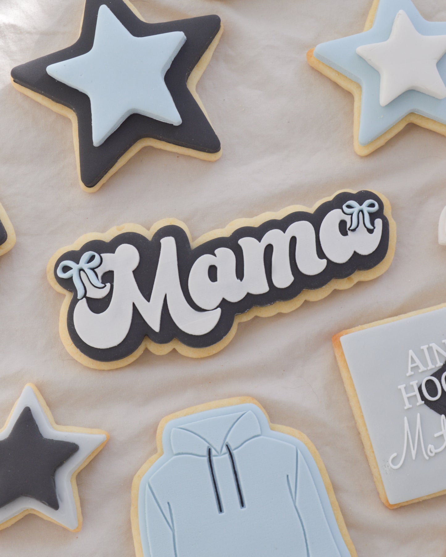 Mama with Bows Raised Cookie Stamp/Fondant Debosser & Cutter
