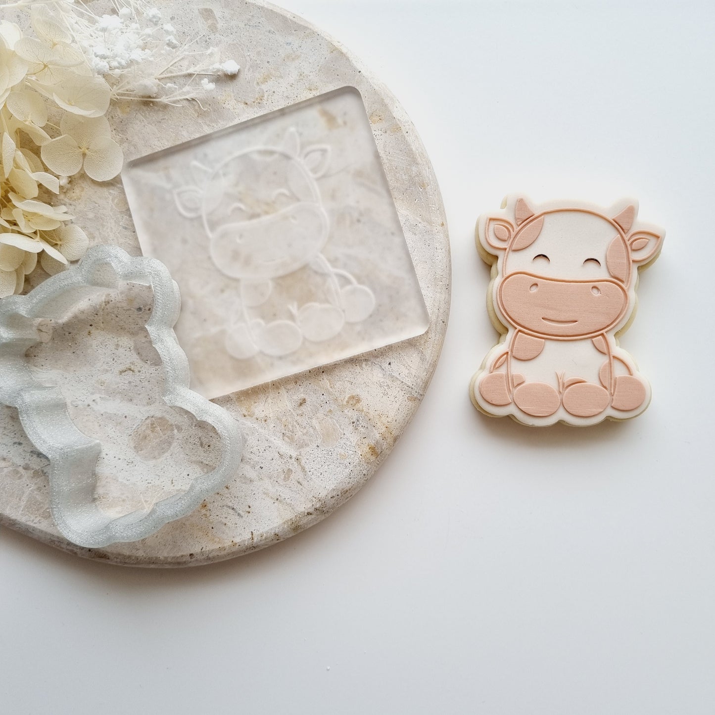 cute cow barn barnyard animal farm tractor stampandimpress cookie stamp cookie cutter