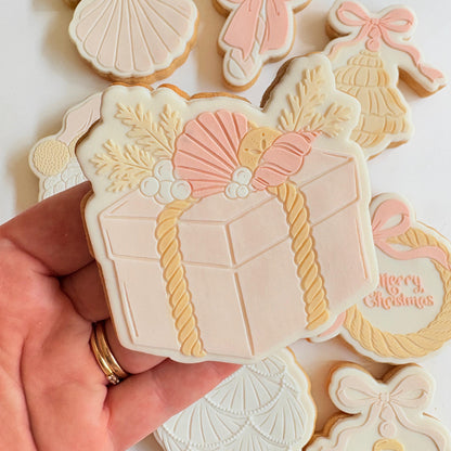 Present with Rope & Shells Raised Cookie Stamp/Fondant Debosser & Cutter
