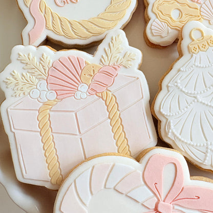 Present with Rope & Shells Raised Cookie Stamp/Fondant Debosser & Cutter