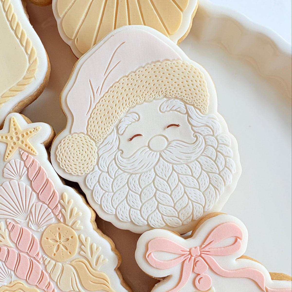 Santa Face Knitted Beard Raised Cookie Stamp/Fondant Debosser & Cutter