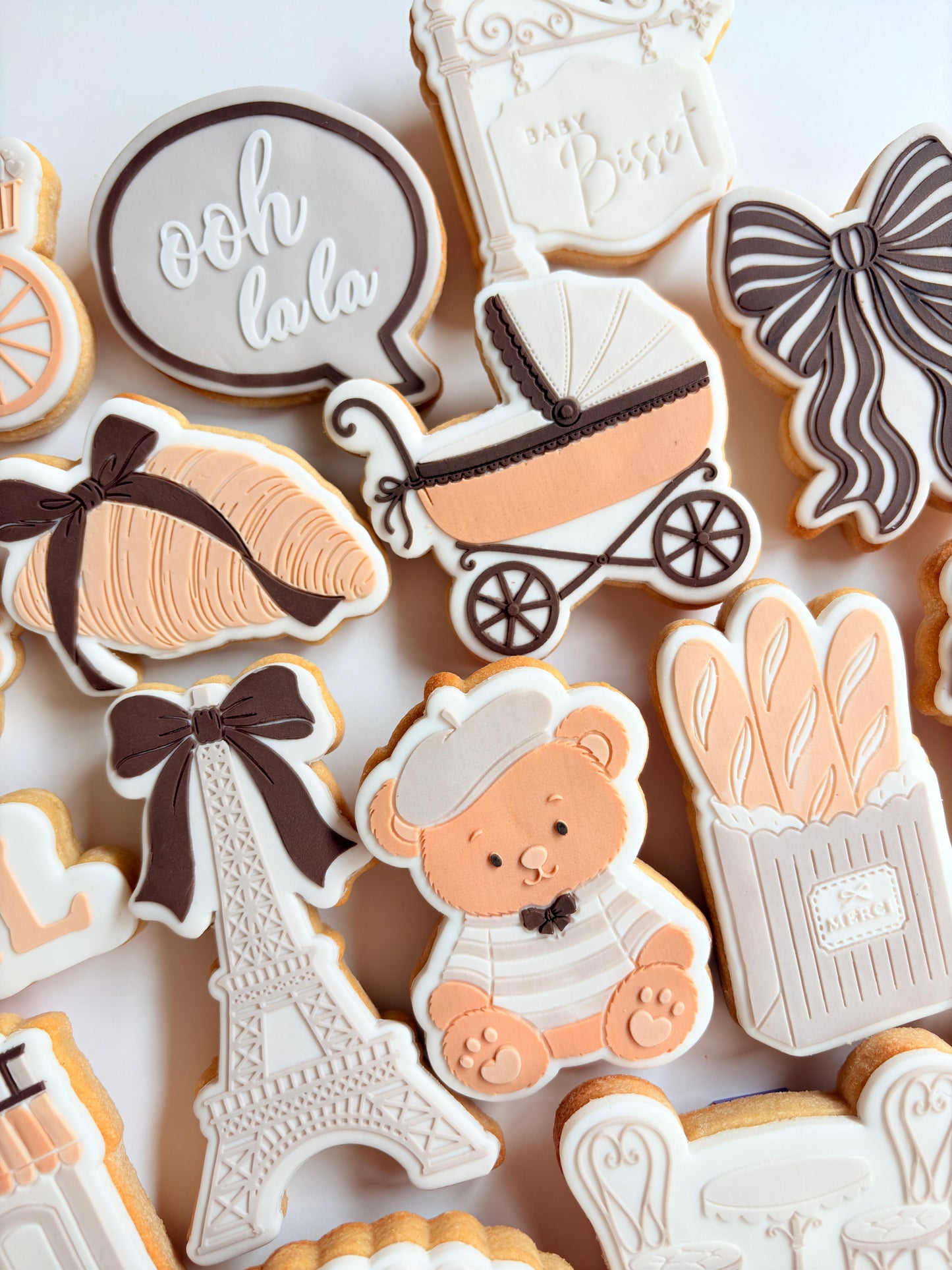 Ooh la la Raised Cookie Stamp/Fondant Debosser & Cutter