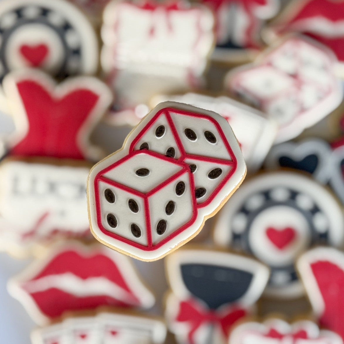 Lucky in love corsett red lips coupe cocktail glass playing cards casino dice poker chip lucky heart locket fondant cookie stamp cookie cutter stampandimpress poker