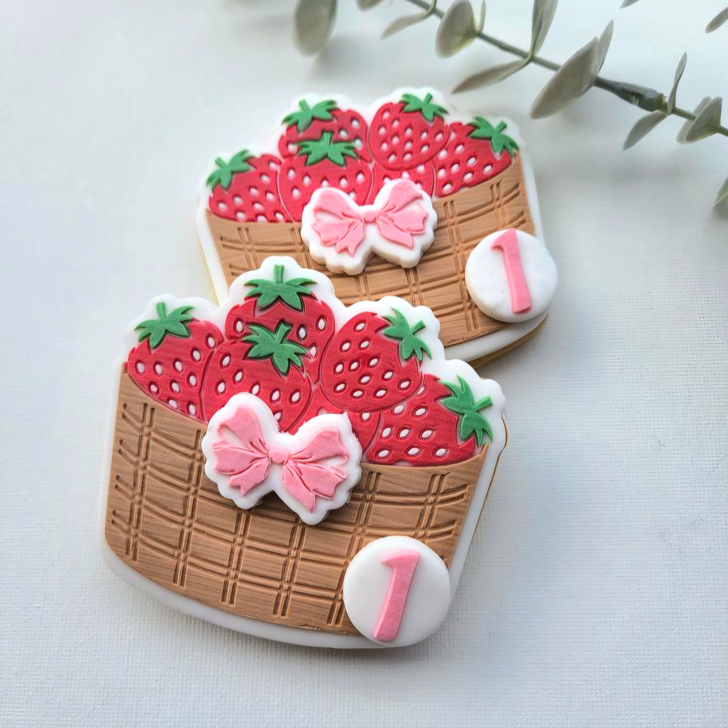 Strawberry Basket Raised Cookie Stamp/Fondant Debosser & Cutter