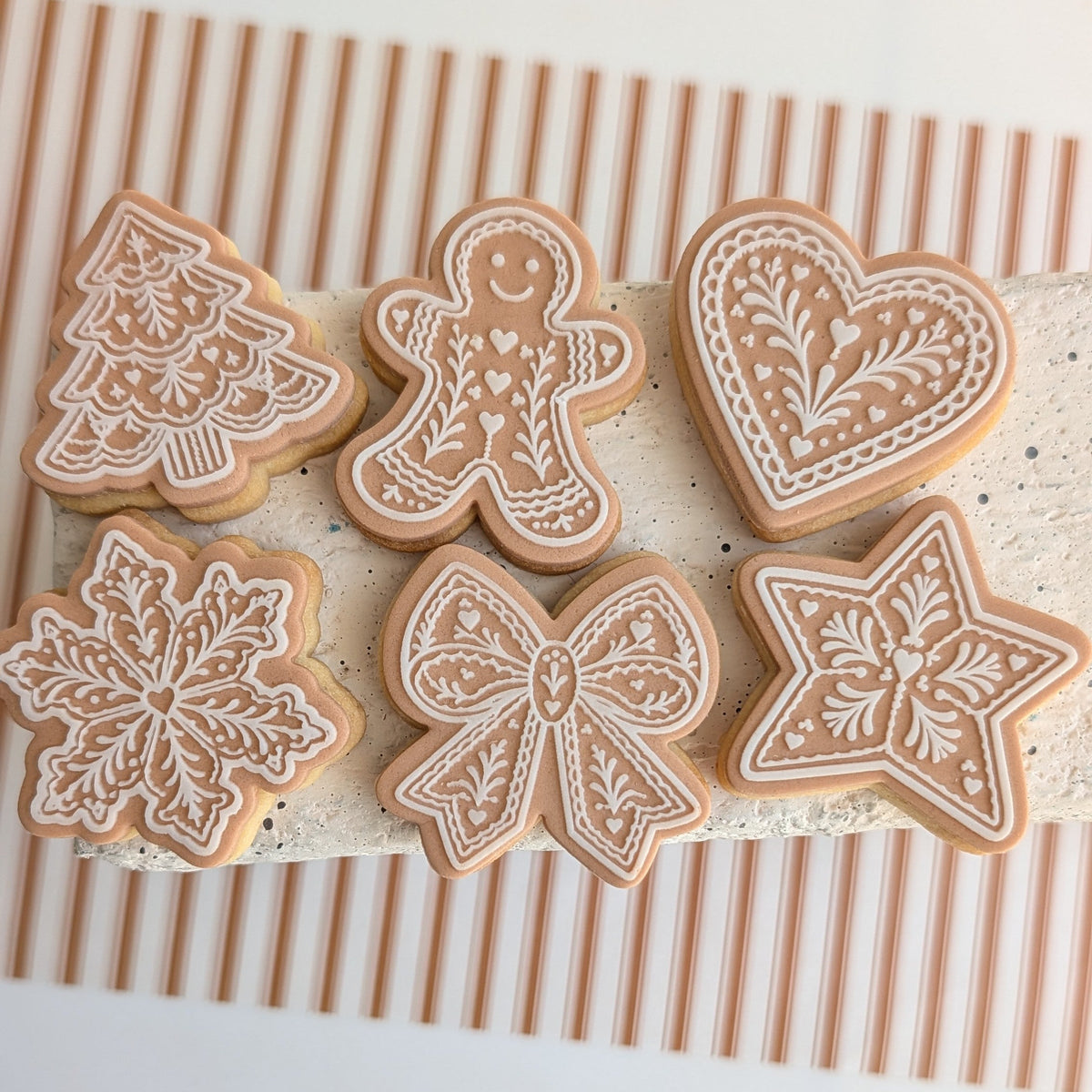 Mini Gingerbread Pattern Set Raised Cookie Stamp/Fondant Debosser & Cutters