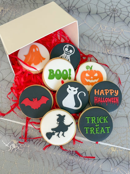 mini cookie stamps cookie cutter halloween ghost skeleton witch happy halloween trick or treat bat pumpkin jack o lantern black cat boo! stampandimpress fondant cookies