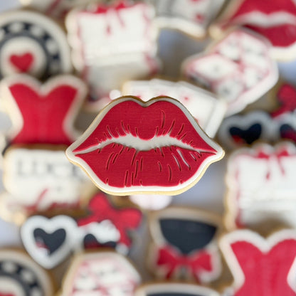 Lucky in love corsett red lips coupe cocktail glass playing cards casino dice poker chip lucky heart locket kiss lips valentines day fondant cookie stamp cookie cutter stampandimpress