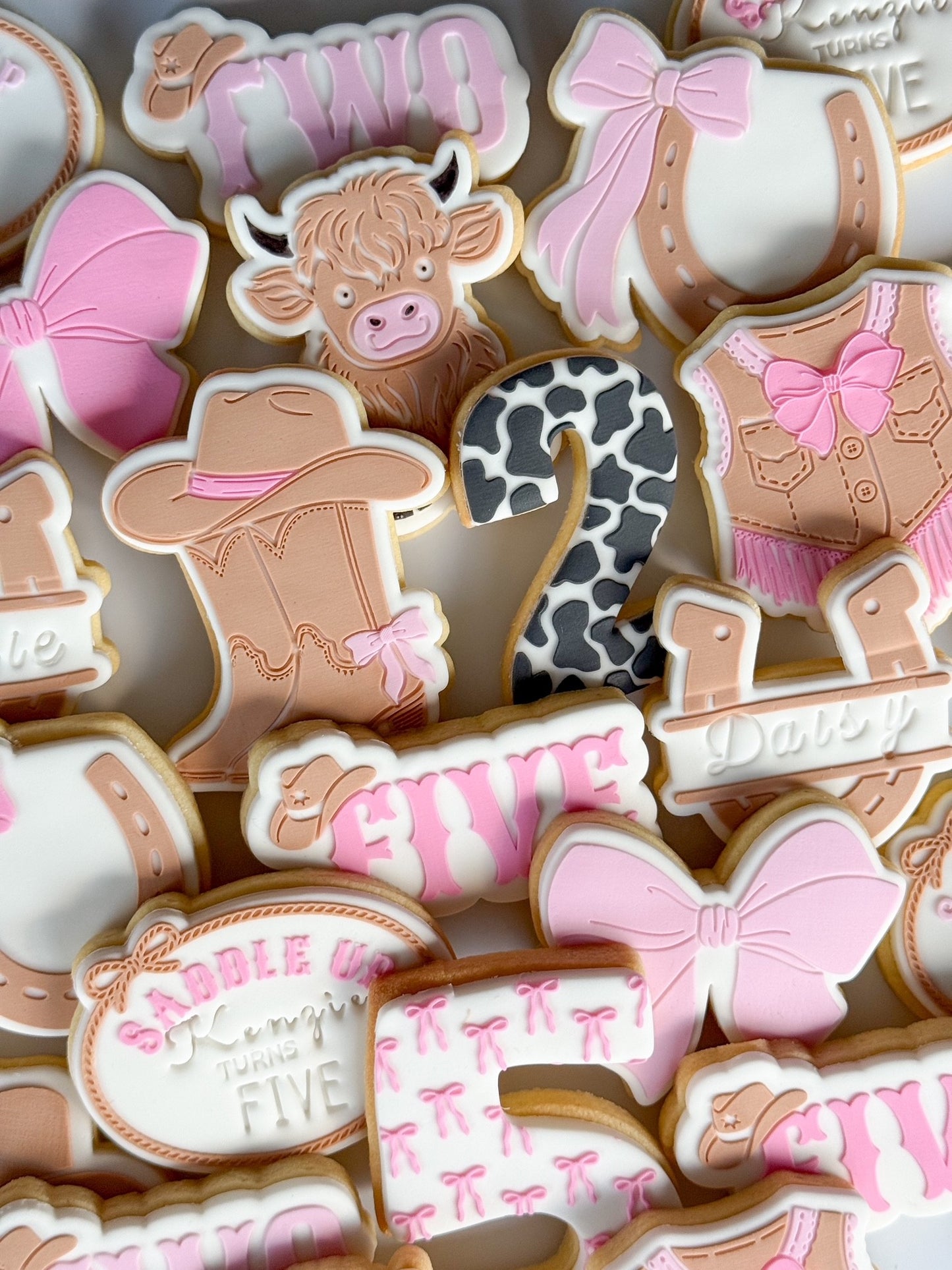 cowboy cowgirl hyland cow rodeo horseshoe bow saddle up two five cowboy hat cowboy boots with bow cookie stamp fondant cookie cutter stampandimpress