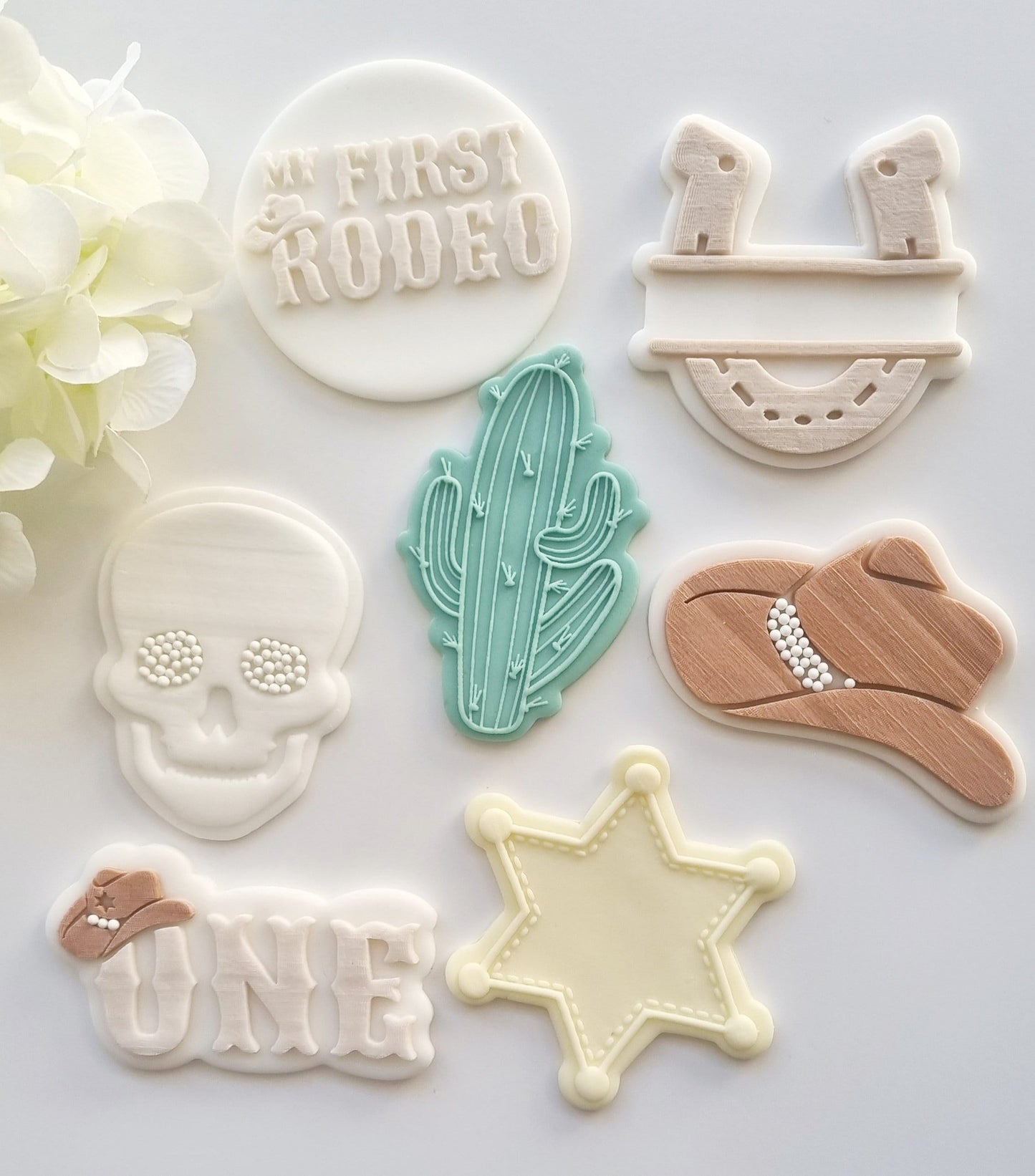 pattern cookie stamp cookie cutter baker bake baking cute beautiful design embosser debosser decorate fondant Perth Australia stampandimpress stamp & impress first rodeo theme western sheriff sherrif star badge horseshoe cowboy hat boots skull cactus