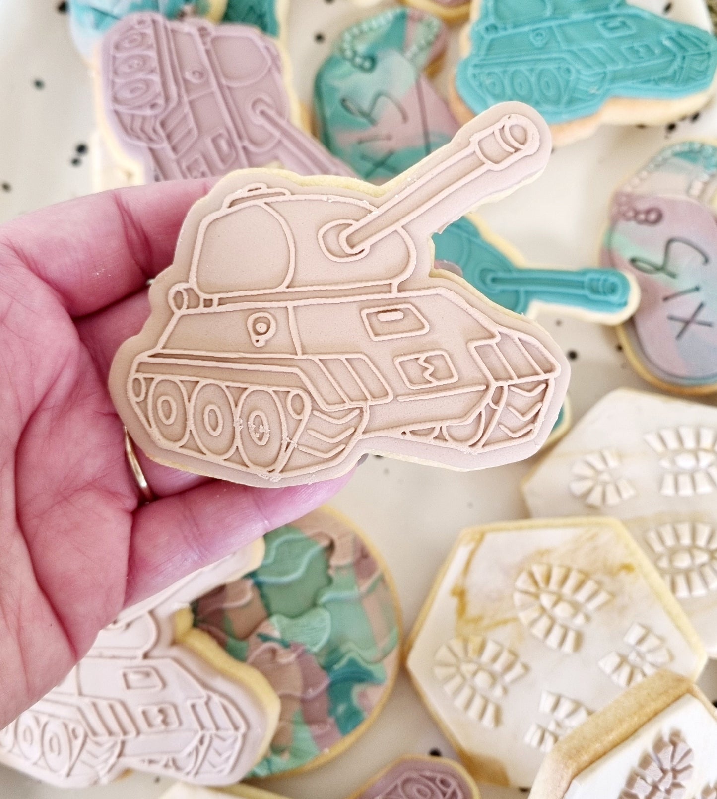 pattern cookie stamp cookie cutter baker bake baking cute beautiful design embosser debosser decorate fondant Perth Australia custom stampandimpress stamp & impress army camouflage boots gun tank dogtag dog tag dogtags footprint battle war