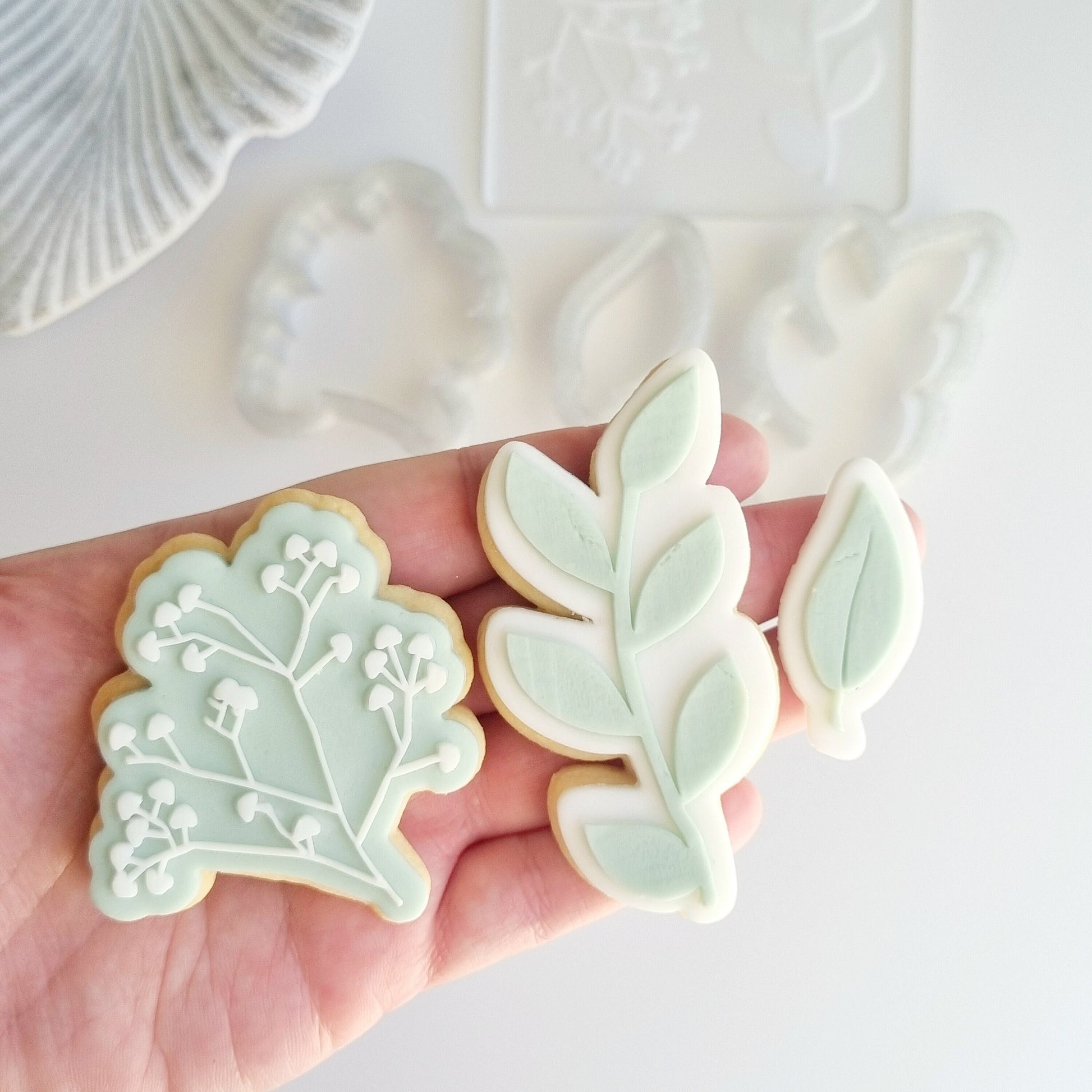 cookie stamp cookie cutter flower daisy sunflower realistic bouquet leaves leaf bunch of flowers stem mothers day birthday mum flowers stampandimpress stamp and impress