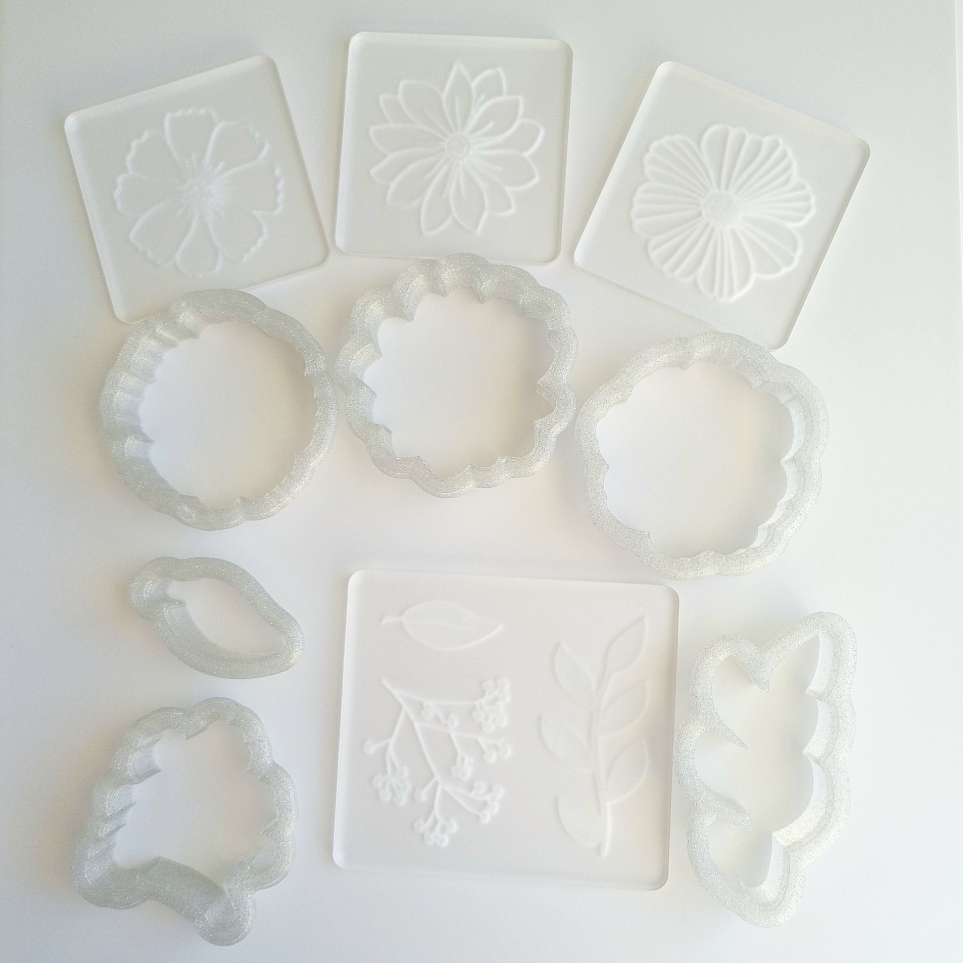 Full Bouquet Set - Leaves Set and 3 Flowers Raised Cookie Stamp/Fondant Debosser & Cutters