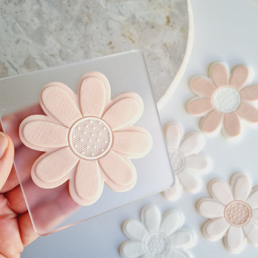 daisy flower lace centre middle pretty cute cookie stamp cookie cutter stampandimpress rose mothers day flowers embosser fondant debosser