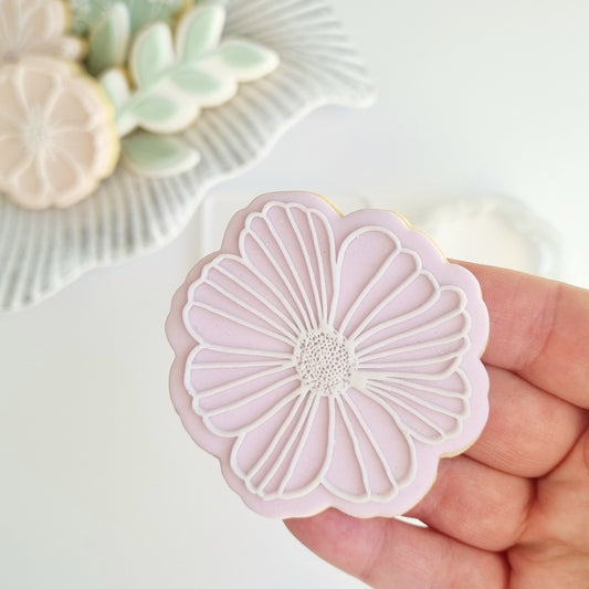 cookie stamp cookie cutter flower daisy sunflower realistic bouquet leaves leaf bunch of flowers stem mothers day birthday mum flowers stampandimpress stamp and impress