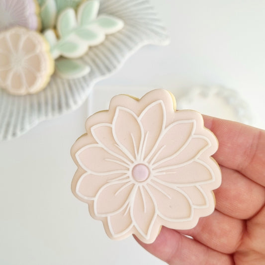 cookie stamp cookie cutter flower daisy sunflower realistic bouquet leaves leaf bunch of flowers stem mothers day birthday mum flowers stampandimpress stamp and impress