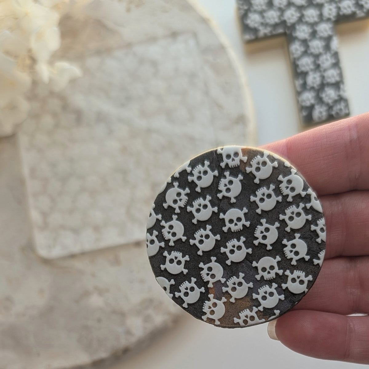 Skull Pattern Raised Cookie Stamp/Fondant Debosser