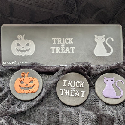 mini cookie stamps cookie cutter halloween ghost skeleton witch happy halloween trick or treat bat pumpkin jack o lantern black cat boo! stampandimpress fondant cookies