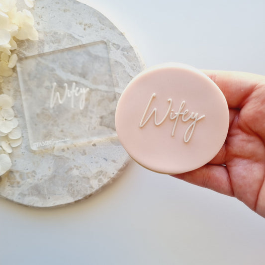 wifey cookie stamp bride to be hens stampandimpress