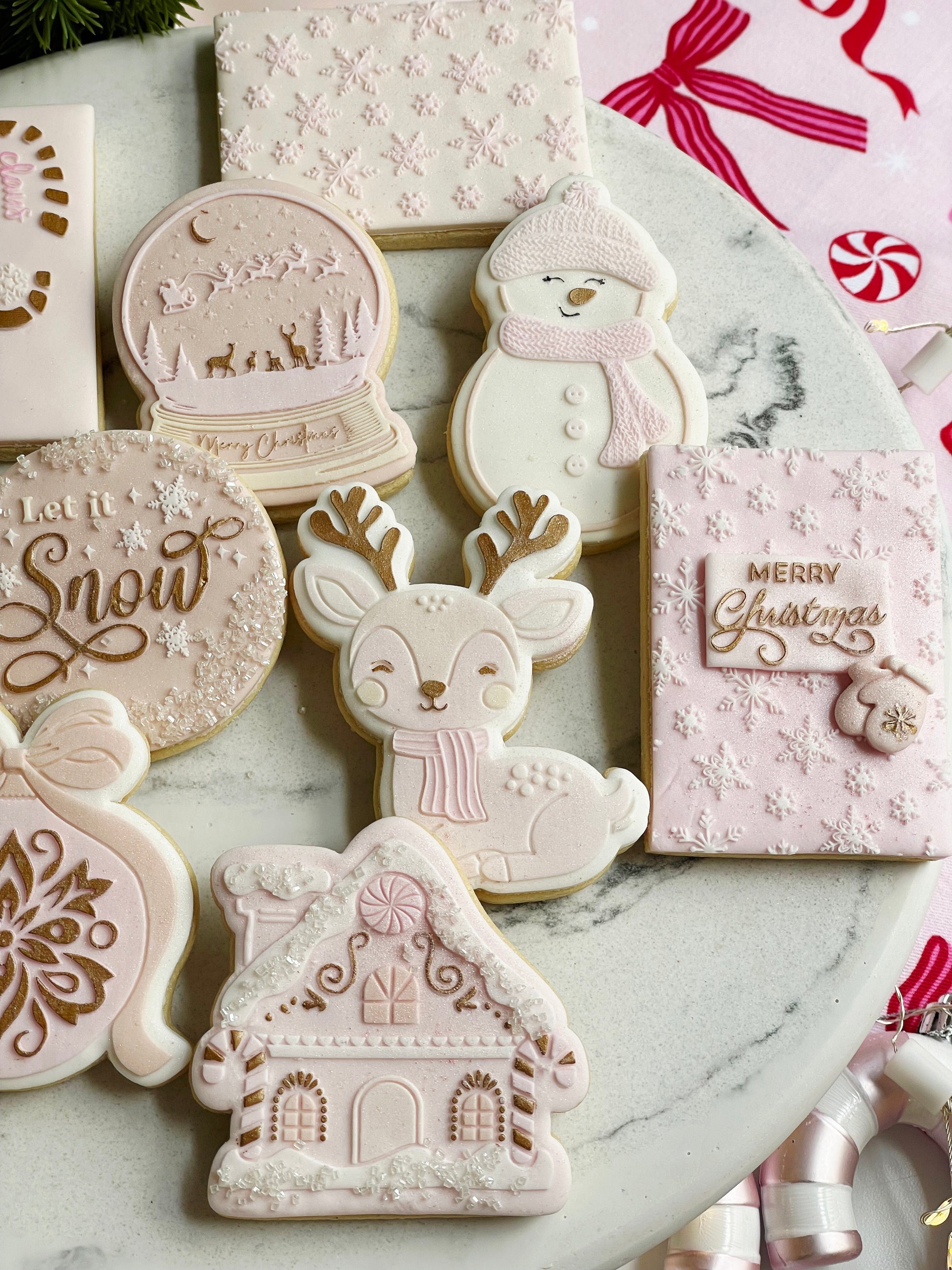 reindeer with scarf snowman bauble gingerbread house snowflake pattern snowglobe cookie stamp cookie cutter stampandimpress